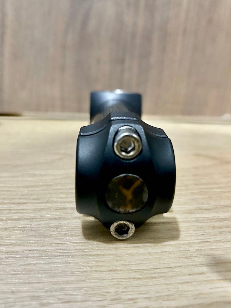 ◆TNI カーボン＆アルミ混合ステム◆Carbon重量130g長さ105mm