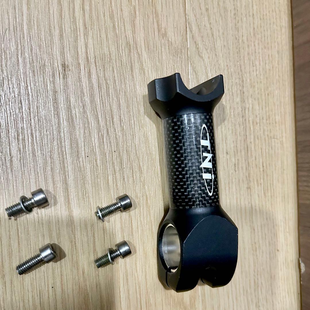 ◆TNI カーボン＆アルミ混合ステム◆Carbon重量130g長さ105mm