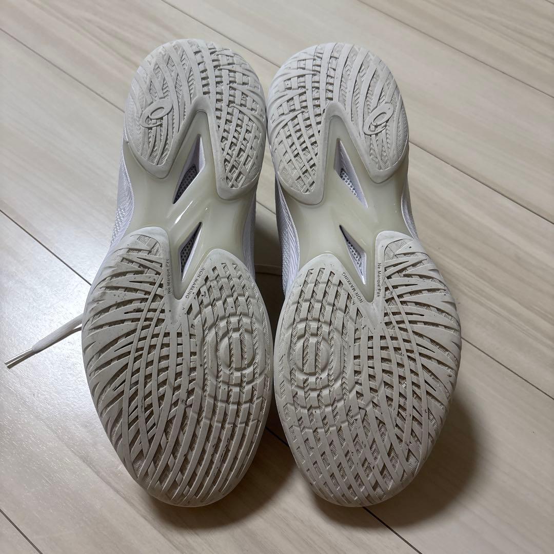 ASICS バスケットボールシューズ ホワイト グライドノヴァ