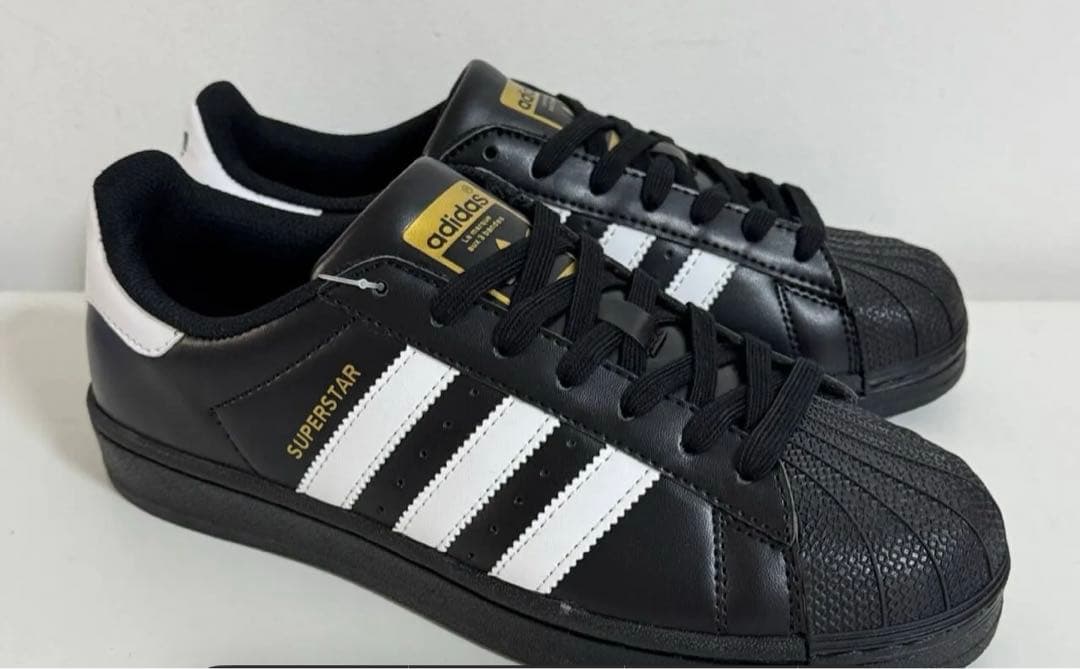 adidas originals SUPERSTAR スニーカー