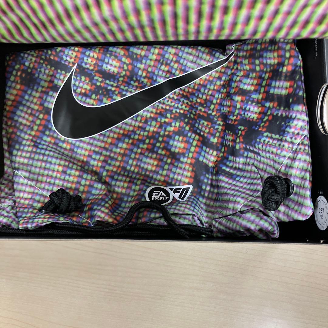ナイキ ファントム 6 NIKE PHANTOM 6 EA SPORTS