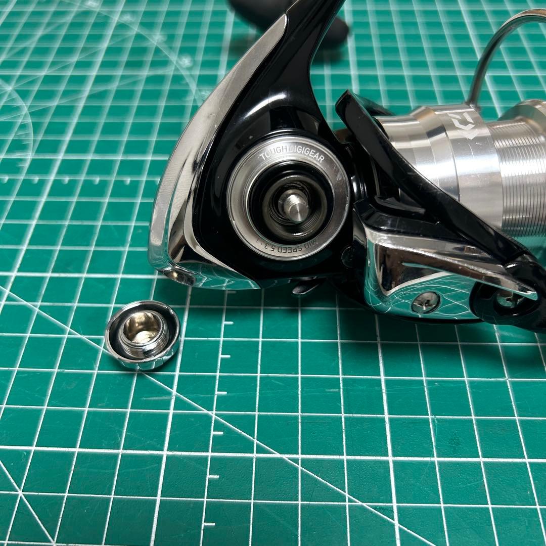 19 レグザ　LEXA　LT　2500　リール　ルアー　エギング　シーバス