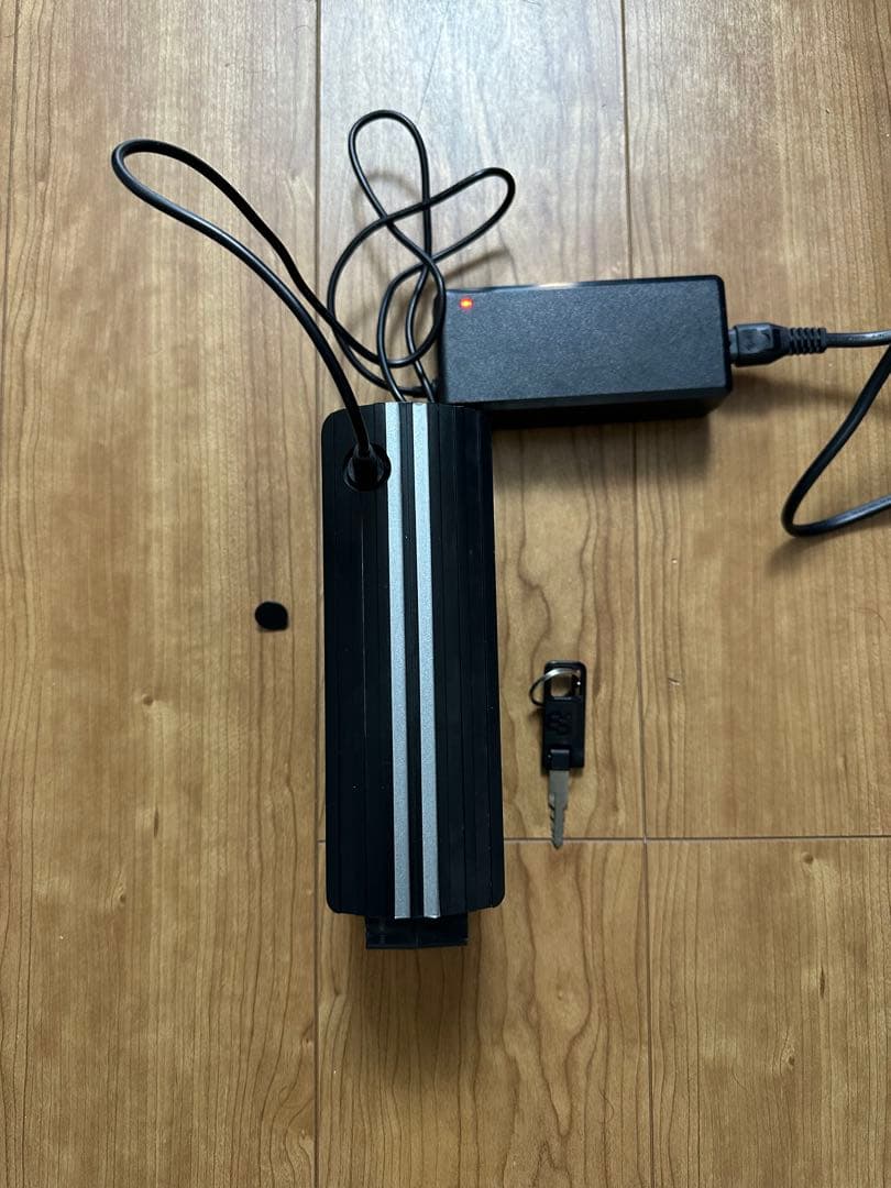 HONBIKE 電動アシスト自転車 前カゴ付走行142キロ