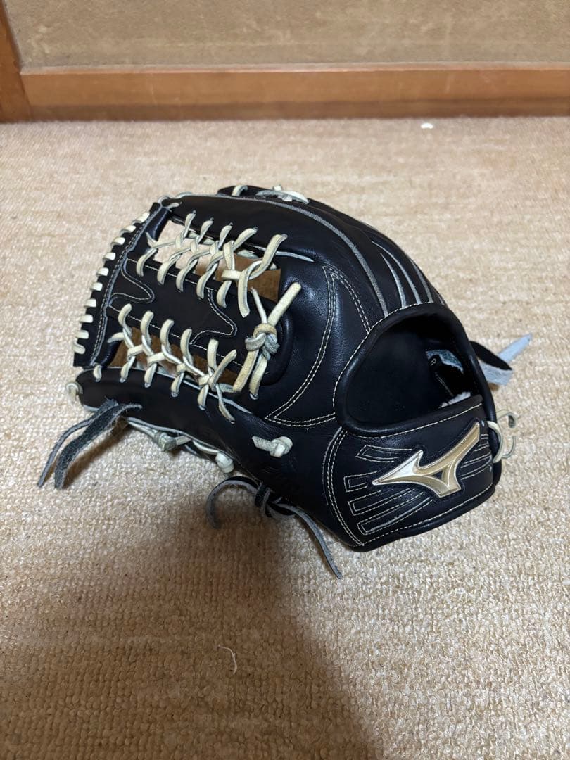 ミズノグローバルエリート　外野手用グラブ　左利き