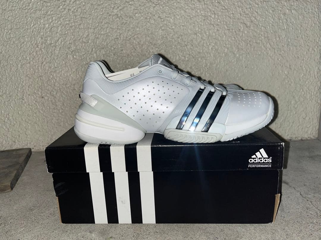 新品未使用 adidas Barricade lib テニススニーカー 25cm