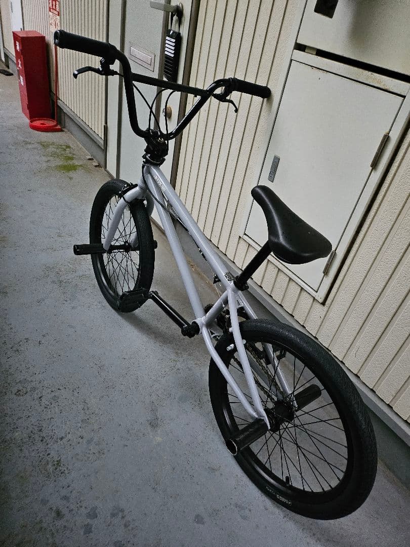 自転車本体 BMX MOTELWORKS AUX:E
