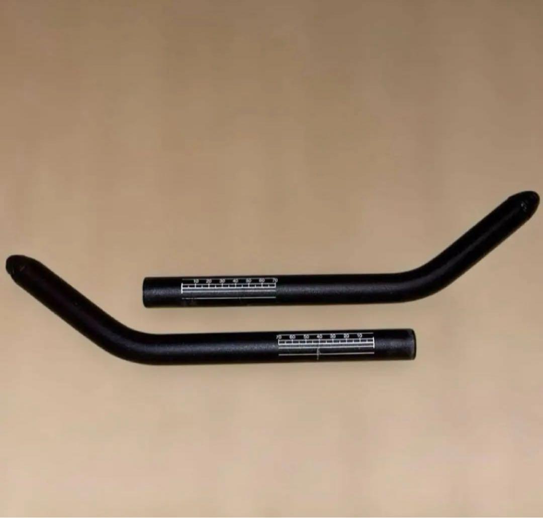 パーツ un