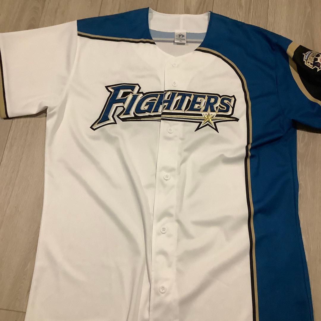 北海道日本ハムファイターズ　復刻ユニフォーム　XLサイズ　未使用