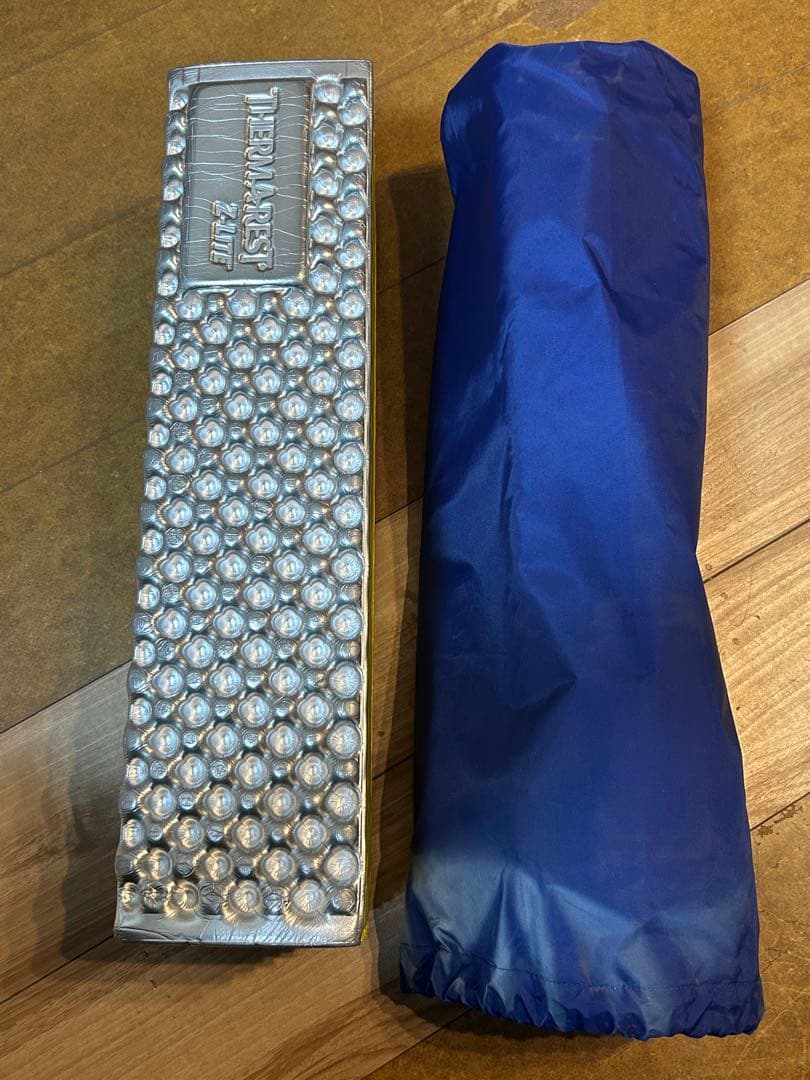美品　サーマレスト　ZライトソルR 正規品　収納袋付き