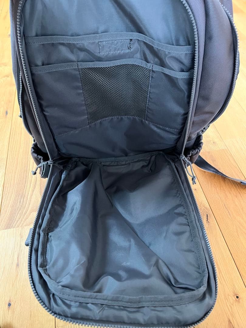 NEW ERA アーバンパック 33L