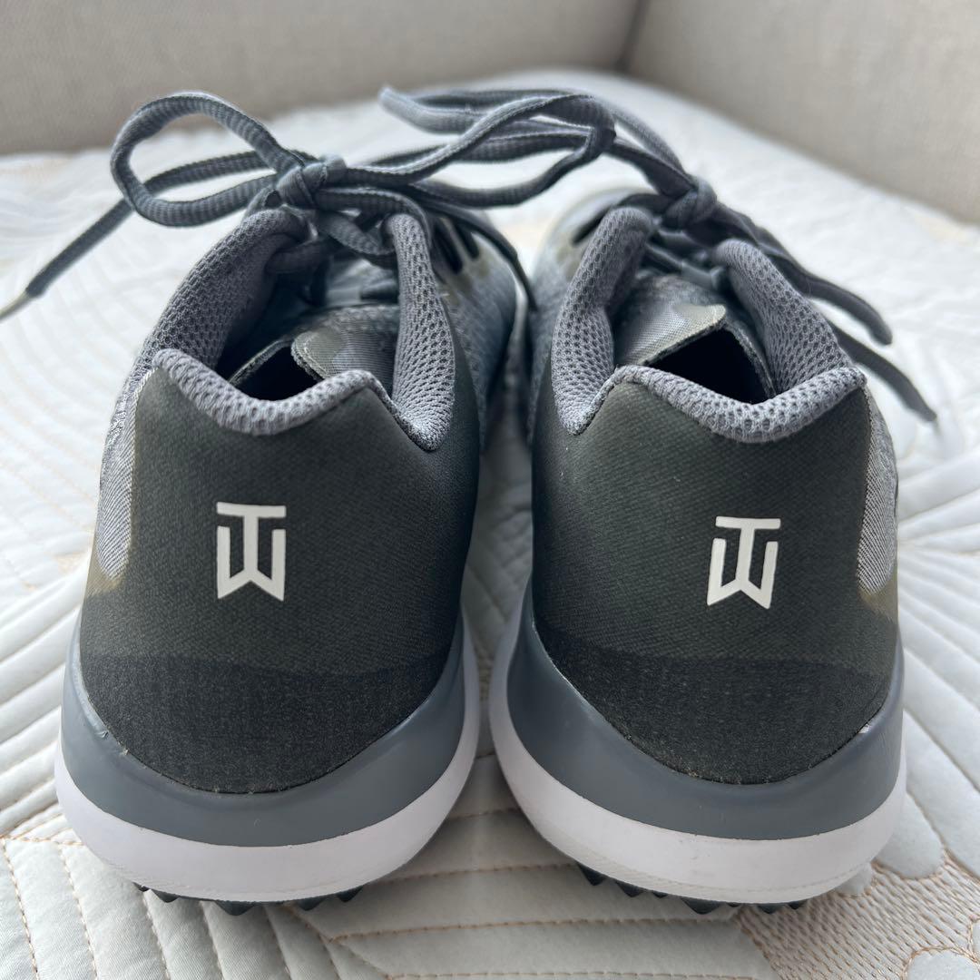タイガーウッズ　TW15 ゴルフシューズ　NIKE ゴルフシューズ　26cm