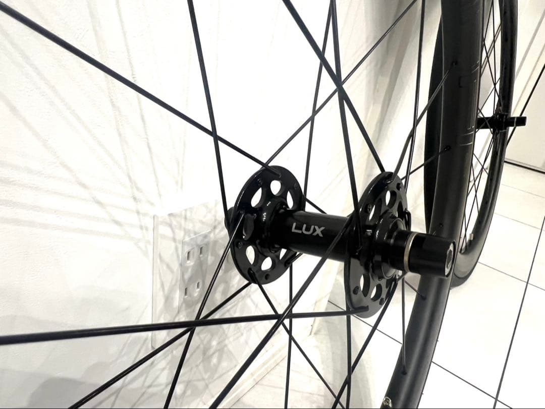 ピストバイク用STIFFI WHEELS カーボンF20H R24H軽量モデル