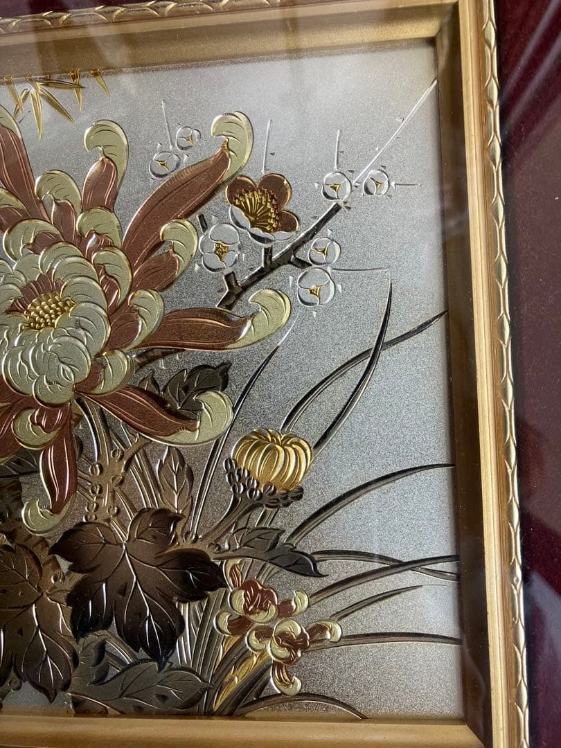 古董品美術品 額装 銅板彫刻 秀山作菊と竹と梅花の絵画 貴石画風 和風 静物画