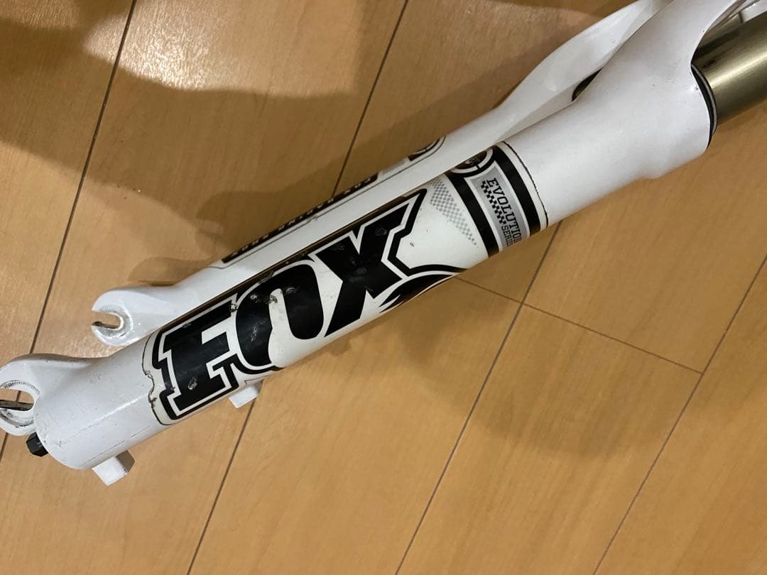 FOX サスペンションフォーク　26インチ　ディスク用