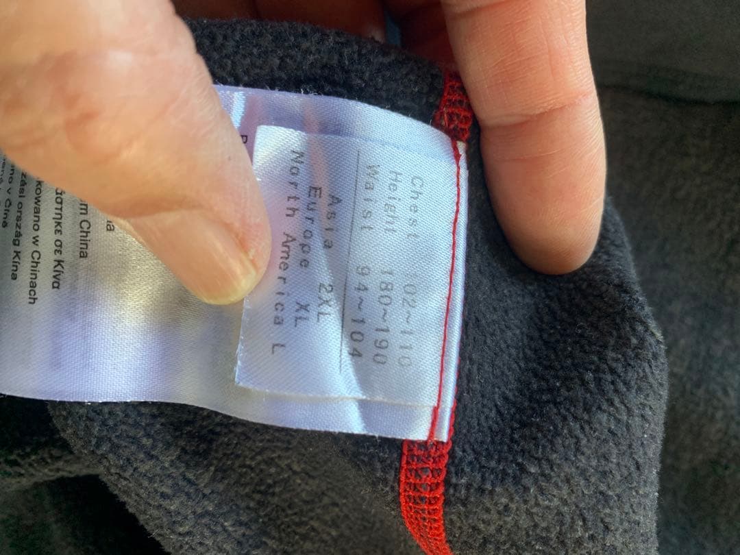 P SHIMANO フィッシングジャケット 2XL サイズ 黒赤