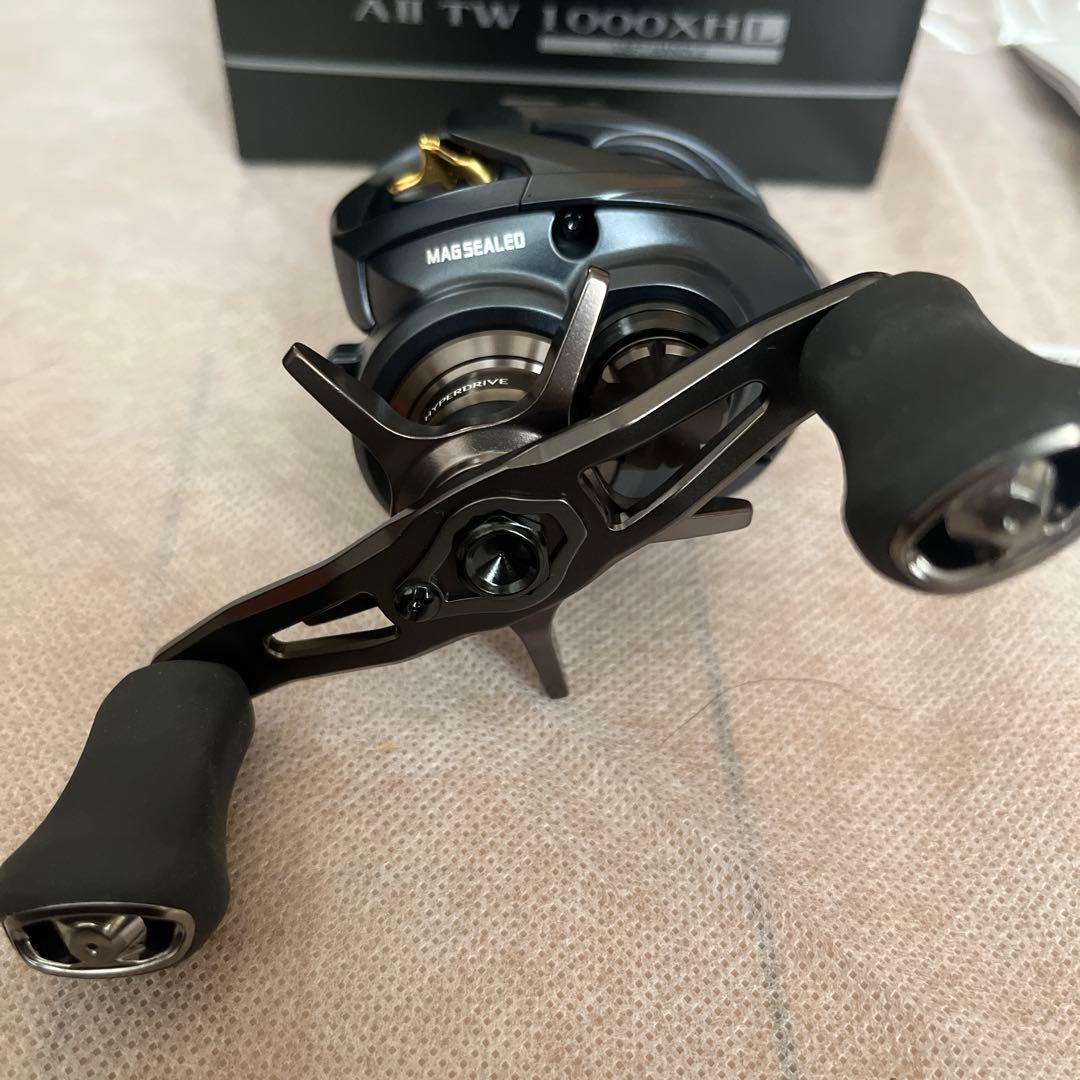 【極美品】ダイワ 23 スティーズ AII TW 1000XHL スティーズa2