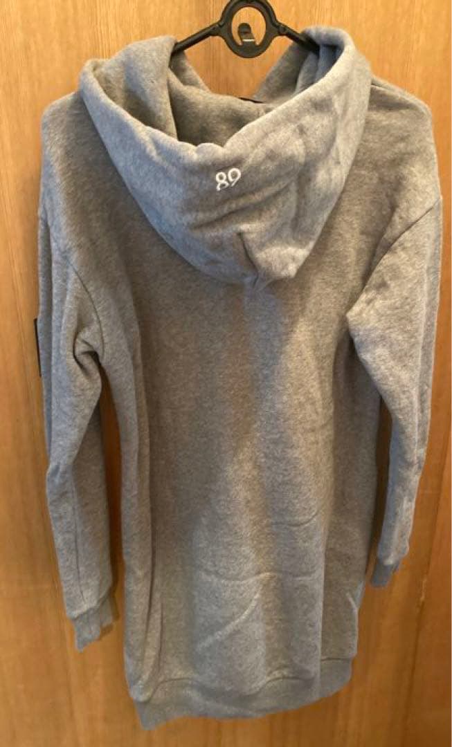 1 ) PEARLY GATES 裏毛起毛 プルオーバー フーディ ワンピース