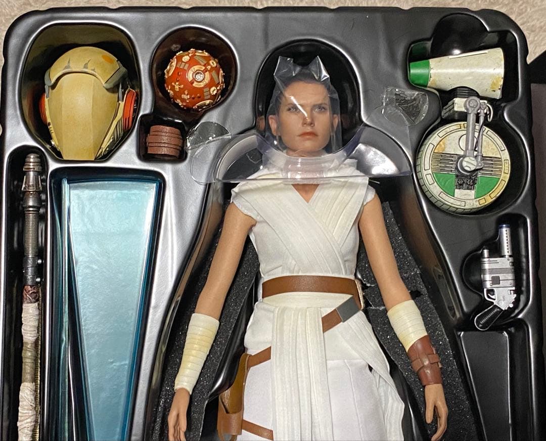 ホットトイズ ムービーマスターピース レイ カイロレン スターウォーズ2体セット