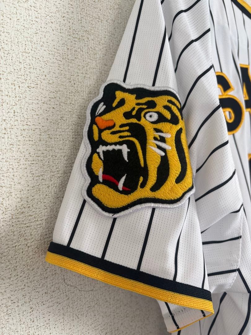 阪神タイガース 佐藤輝明 ユニホーム