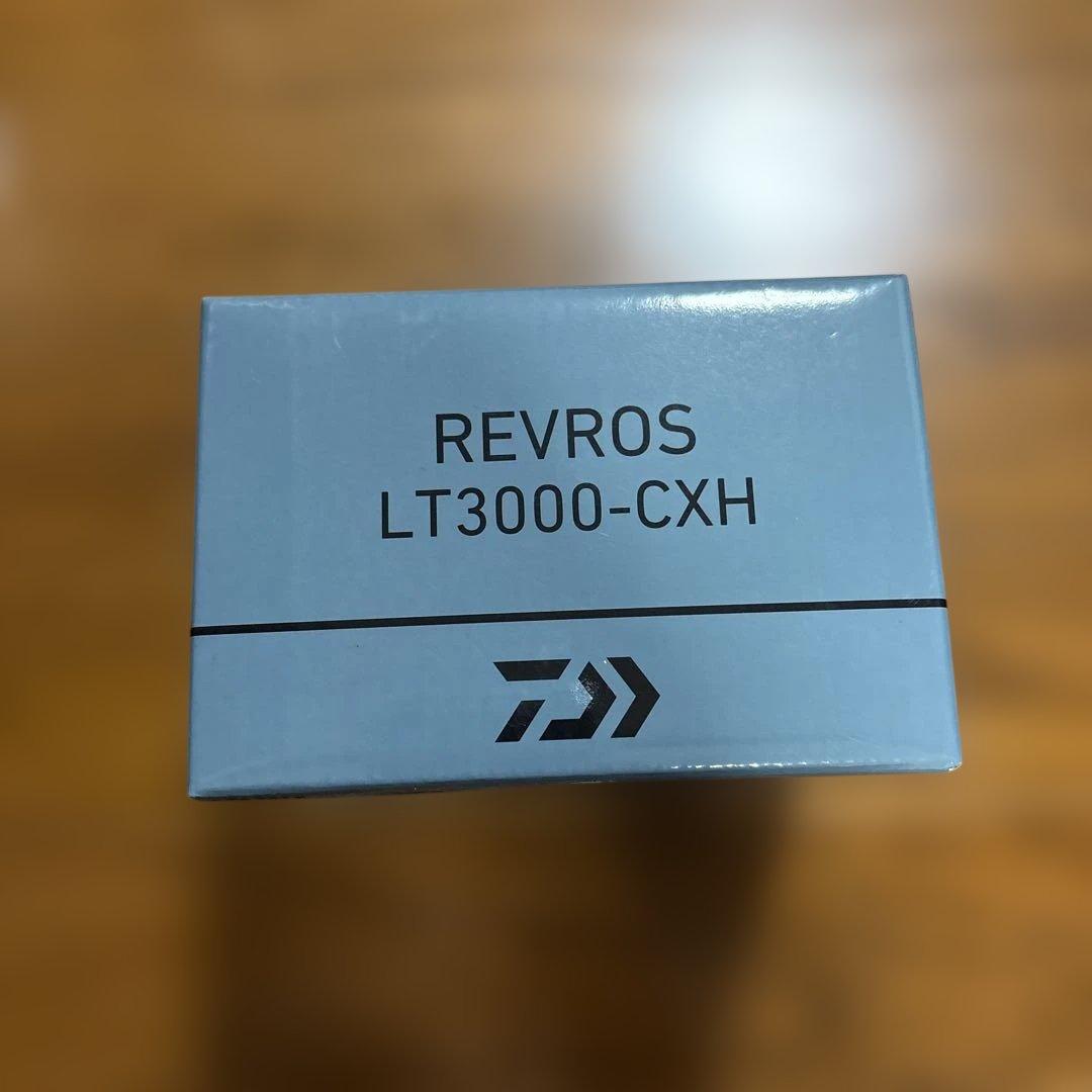 Daiwa REVROS LT3000-CXH スピニングリール新品未使用