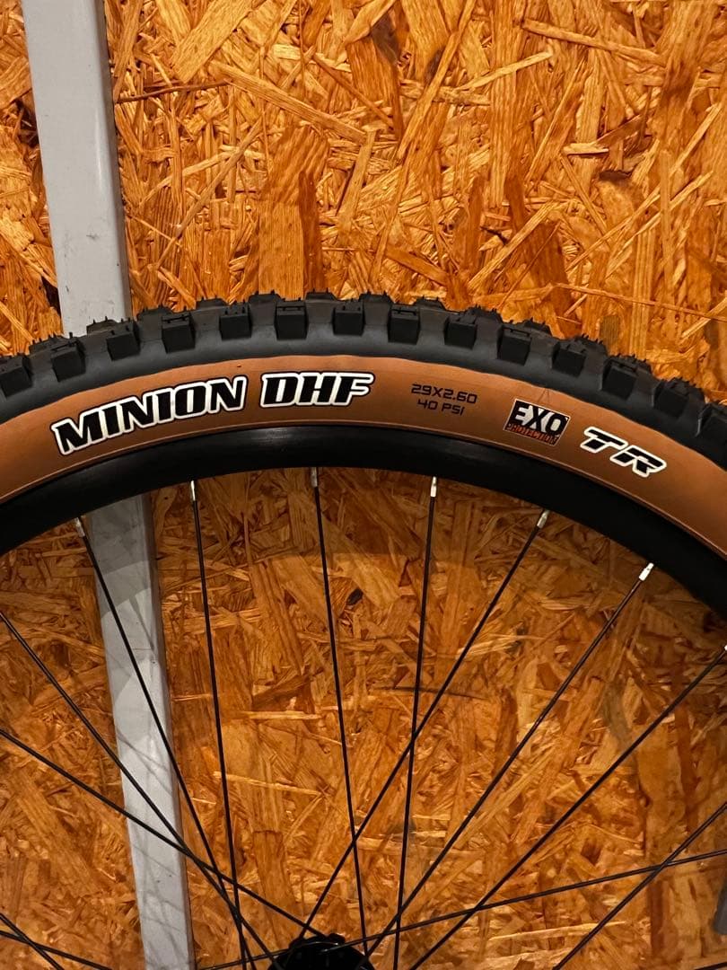 レースフェイス　 AR30 ブースト　29er 29インチ maxxis 2.6