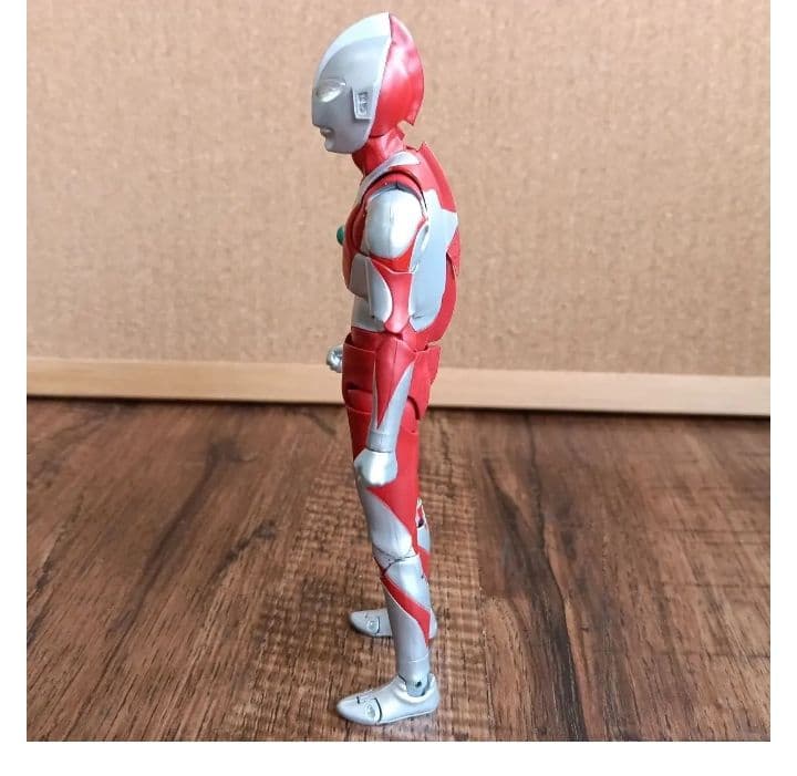 極美品 真骨彫製法 ウルトラマン【職人検品・微細な塗装ムラあり】