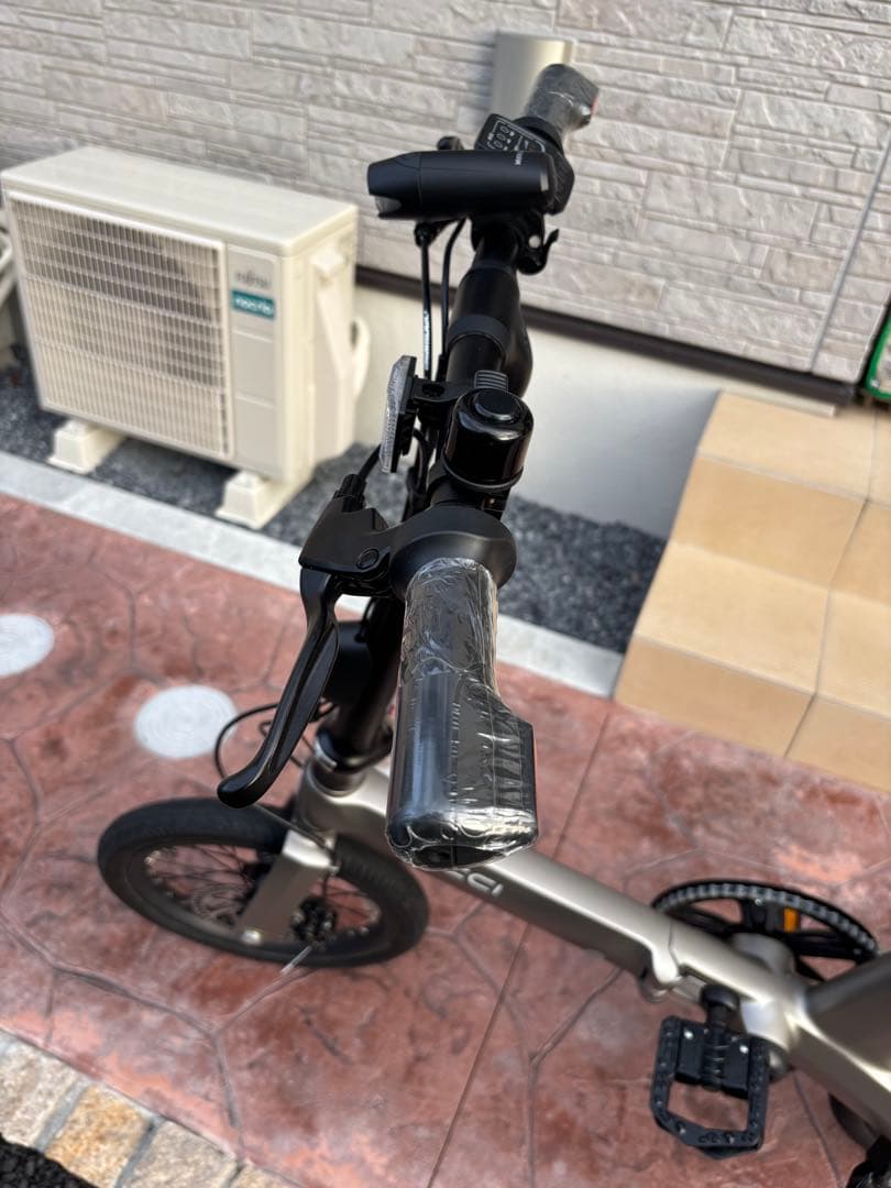 電動アシストVICCI 折りたたみ自転車 引き取り限定　未使用