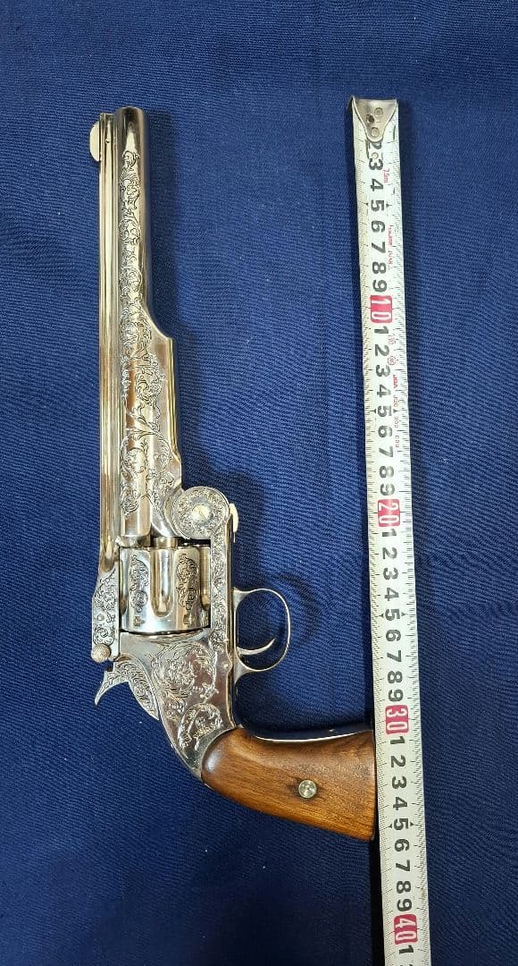 Wyatt Earp 44 Revolver エングレービング装飾　観賞用
