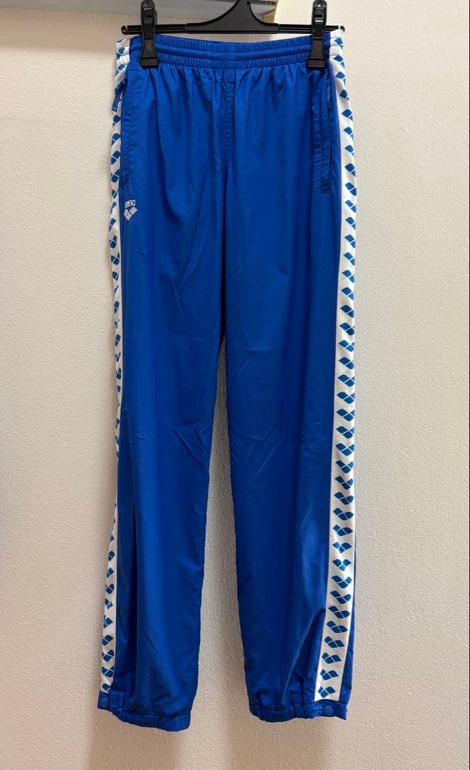 arenaアリーナ青いジャージ上下セット サイズＬ　美品
