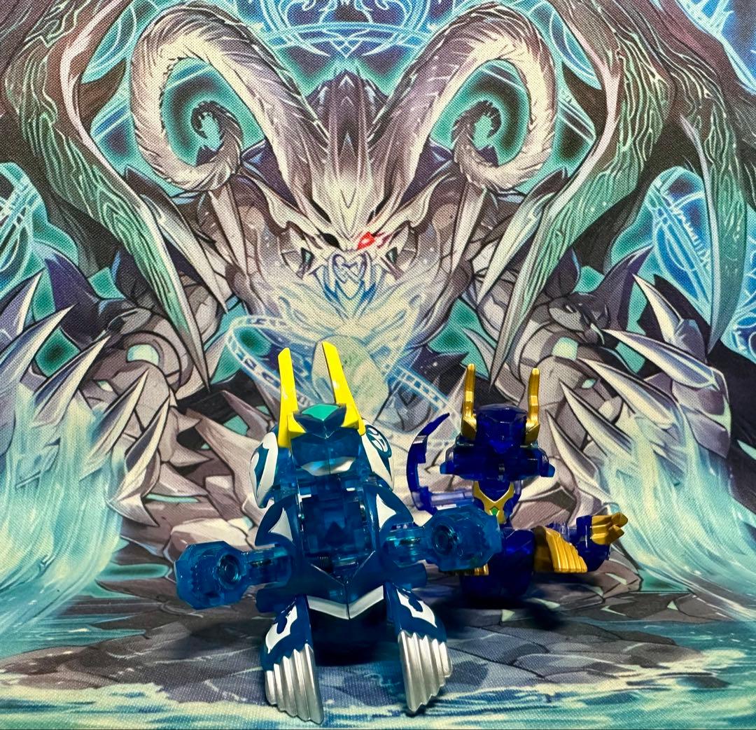 爆丸焔ドラガオン 青龍ver. + 爆丸幻ムニキス 超青ver