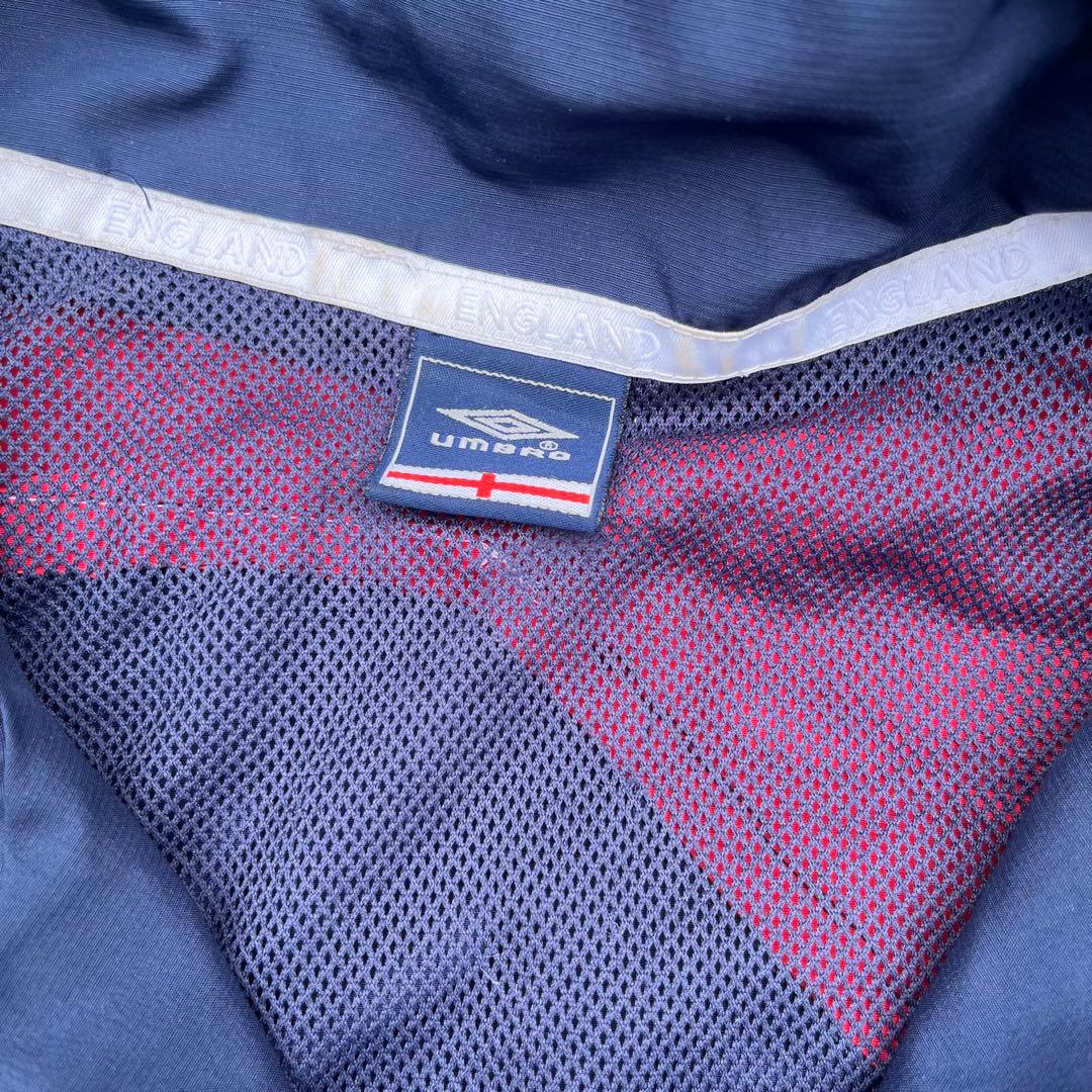 ウェア 2000s umbro England jersey setup