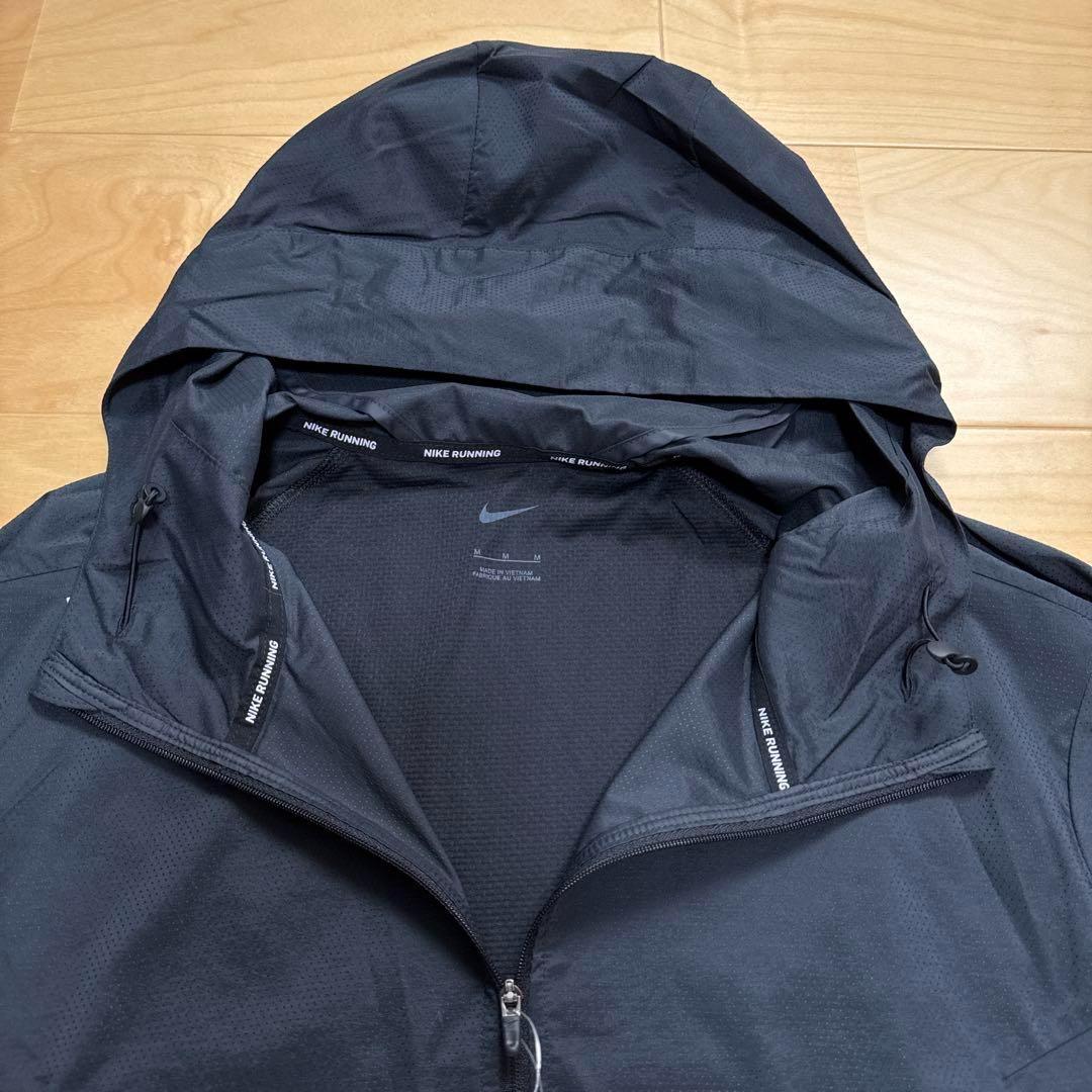 NIKE ランニングジャケット　ウィンドランナー　フルジップ　黒　XLサイズ新品