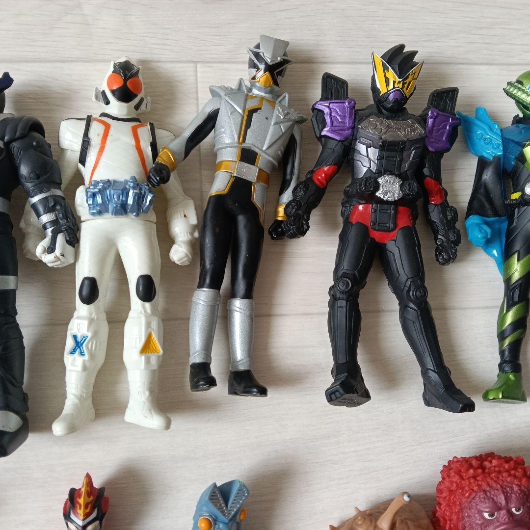 特撮ヒーローおもちゃ どっさり詰め合わせセット ウルトラマン・仮面ライダー他
