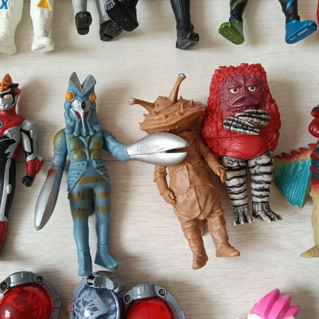 特撮ヒーローおもちゃ どっさり詰め合わせセット ウルトラマン・仮面ライダー他