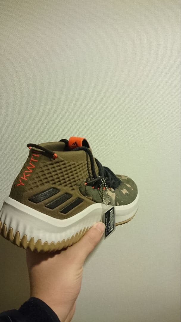 入手困難 adidas dame 非売品 27.0