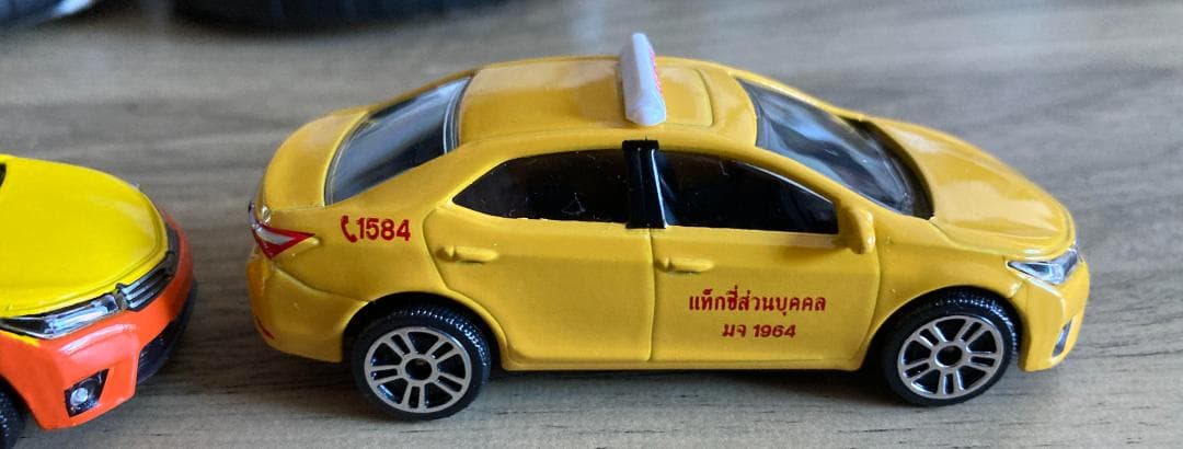 新品‼︎ マジョレット　トヨタ　カローラ　アルティス　タクシー