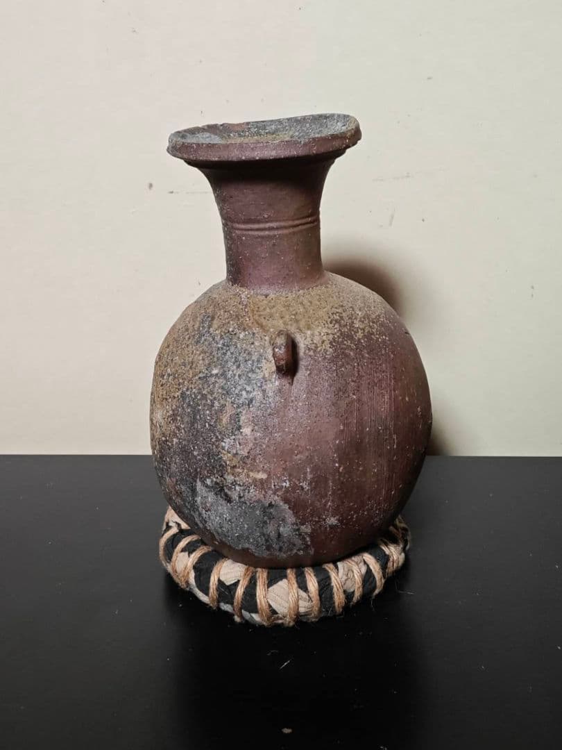 赤上がりの須恵器フラスコ瓶　珍品稀品　古美術　花呼ぶ器