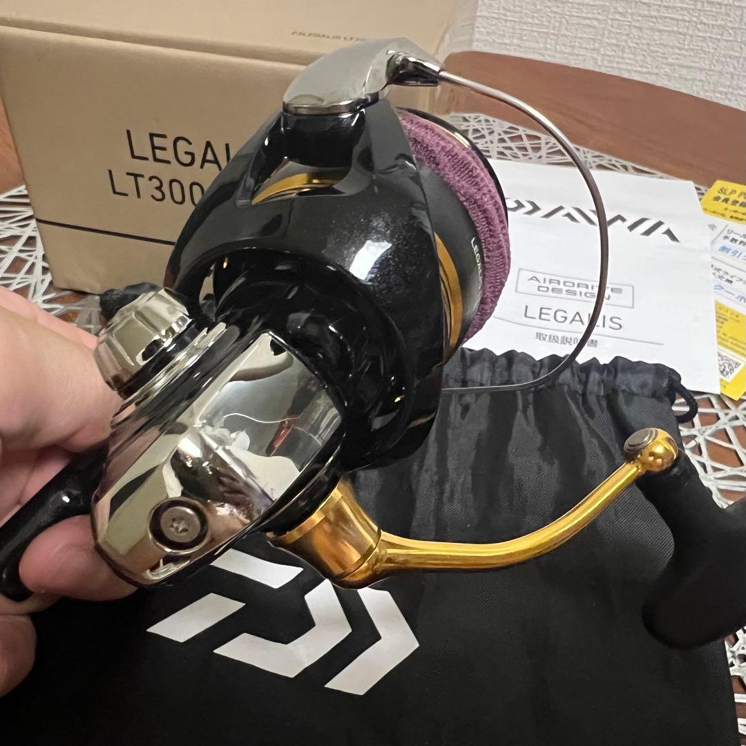 DAIWA 23 LEGALIS LT3000-CXH スピニングリール