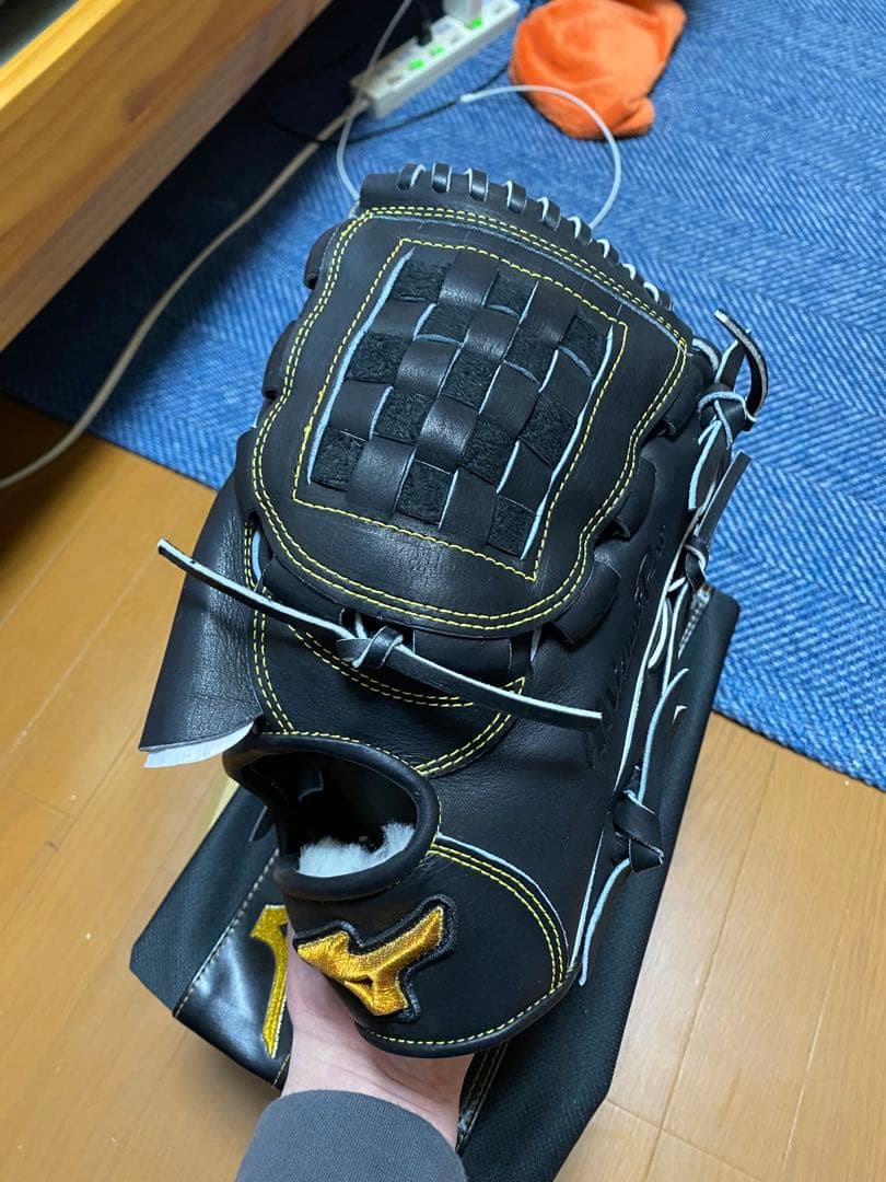 ミズノプロ　硬式　宍粟牛　グラブ　直営店限定　投手用