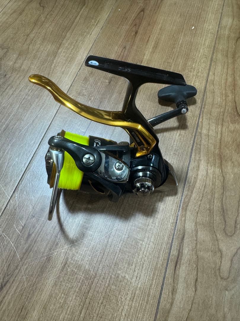 Daiwa 19LAXUS 3000H-LBD リール