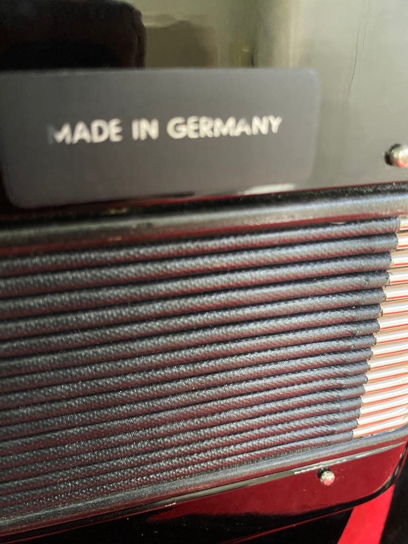 Hohner Verdi II アコーディオン マスターパーンSW付木材ブロック