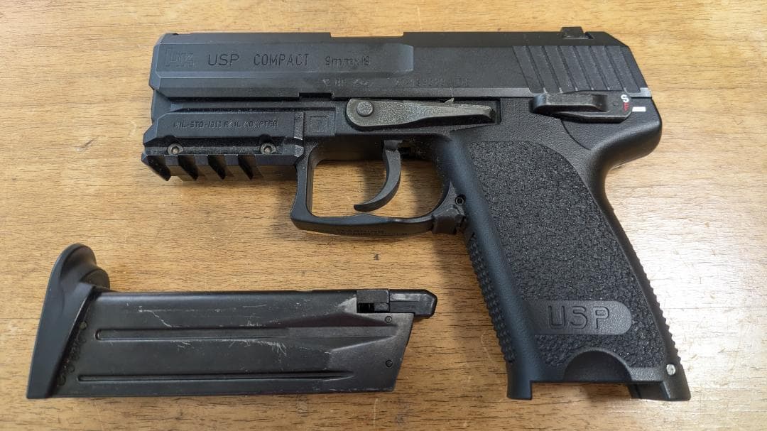 東京マルイ　USP コンパクト　ガスブローバック 動作OK