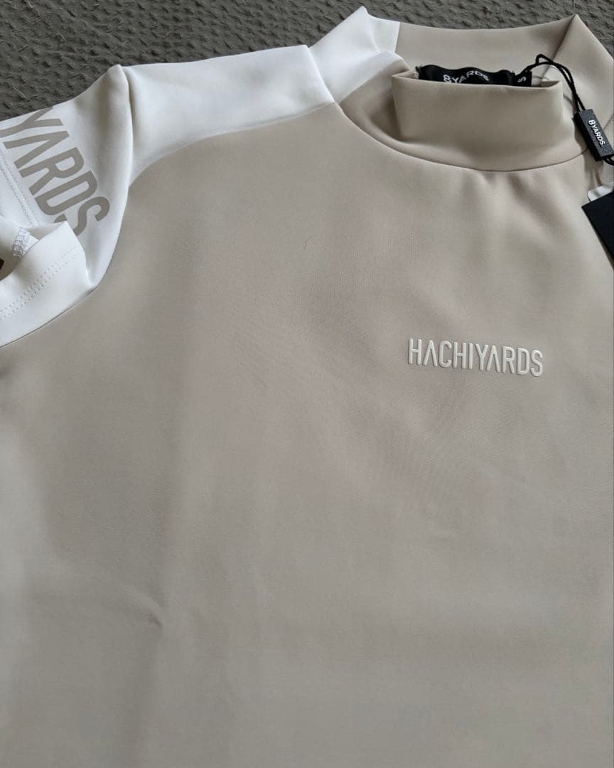 【新品タグ付】8ヤーズ♪ MockNeck 2G ラテ S お値下げ中