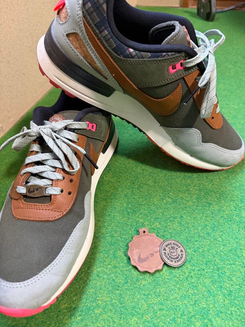 【おしゃれ】NIKE ゴルフシューズ　ほぼ未使用