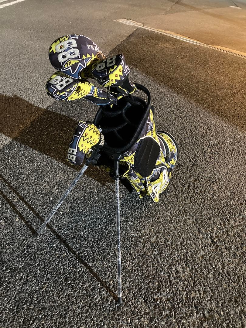 パーリーゲイツパイナップルキャディーバック