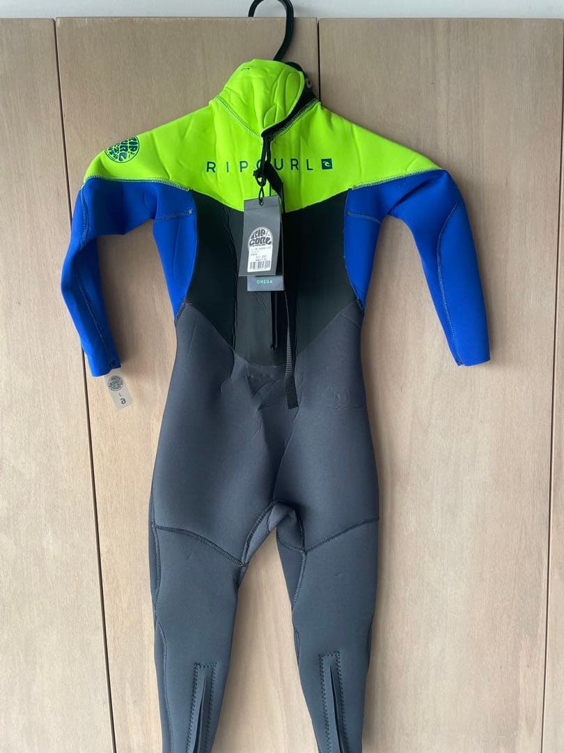 ウェットスーツ　新品　キッズ　 Rip Curl OMEGA サイズ6