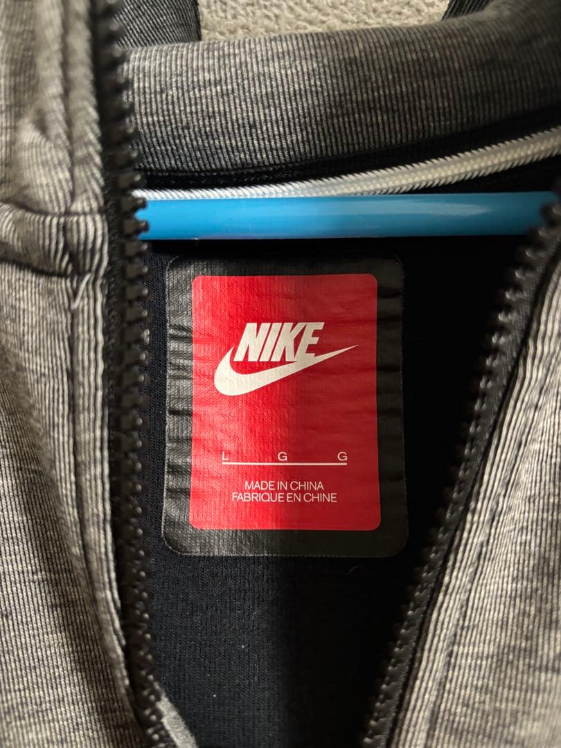 Nike ナイキ　テックフリース　ボルト　廃盤