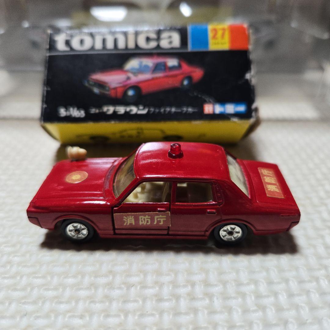 トミカ　クラウン　ファイアーチーフ