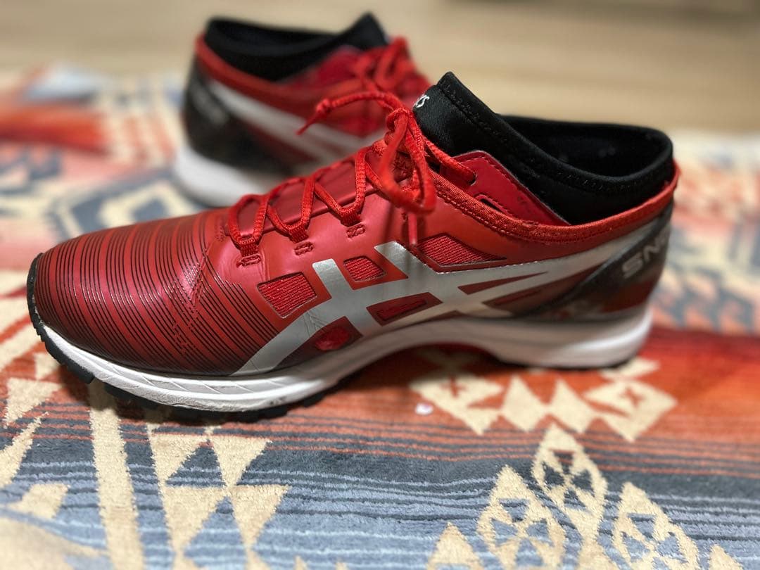 asics アシックス　スノーターサー　28.0