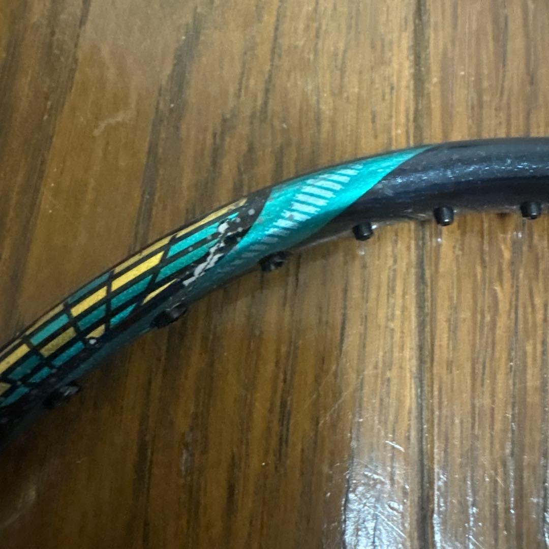 ASTROX88S Proバドミントンラケット （ヒビ入り）